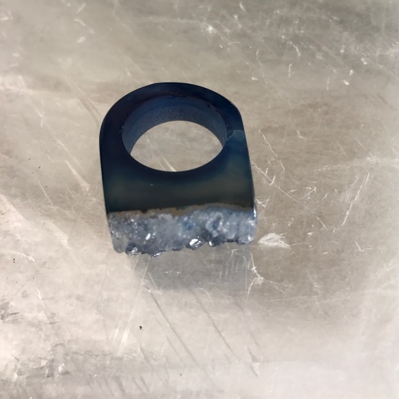 Blue crystal ring - Picture 3 of 4